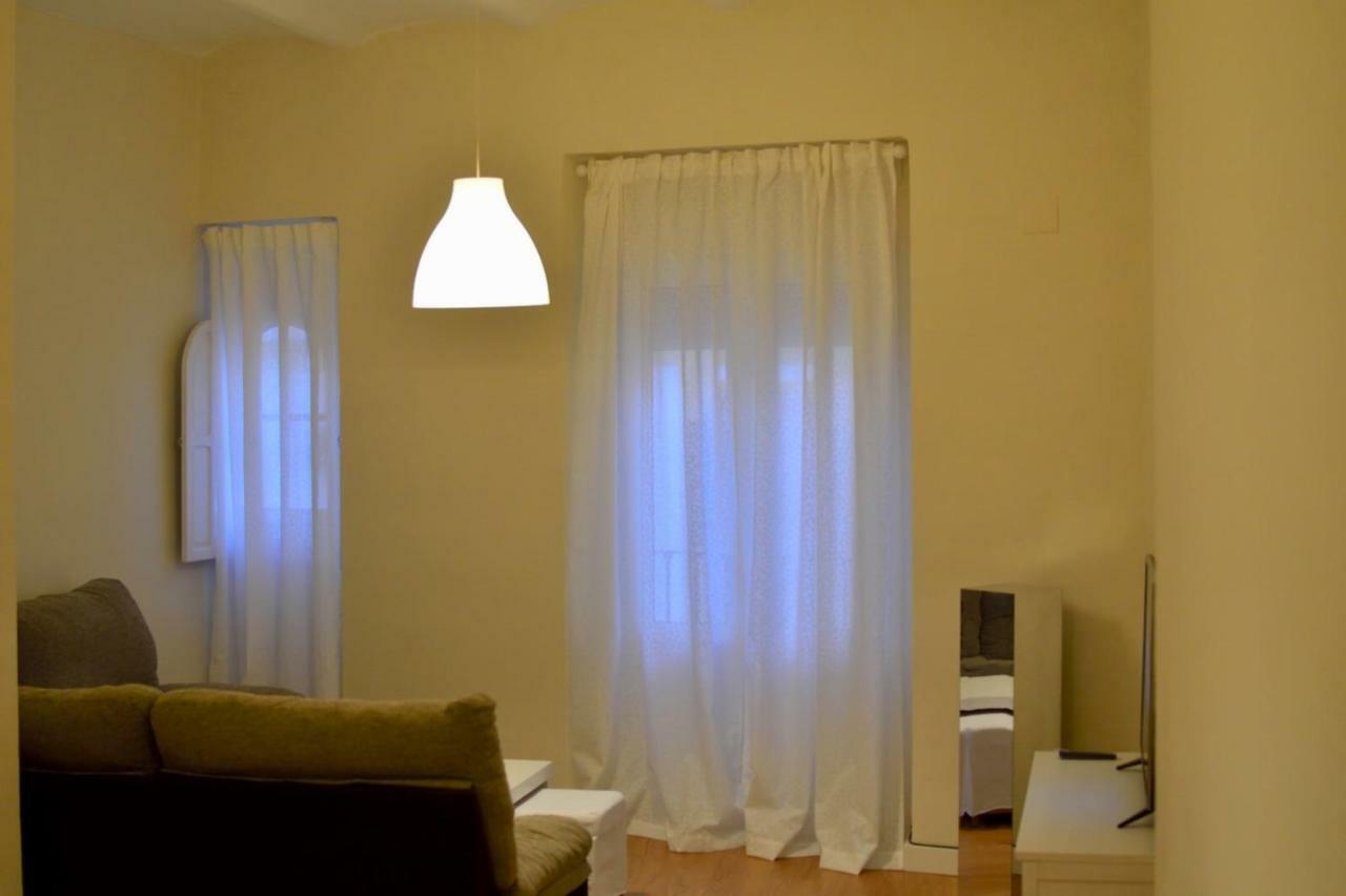 Peris Mencheta Apartment Seville Exterior photo